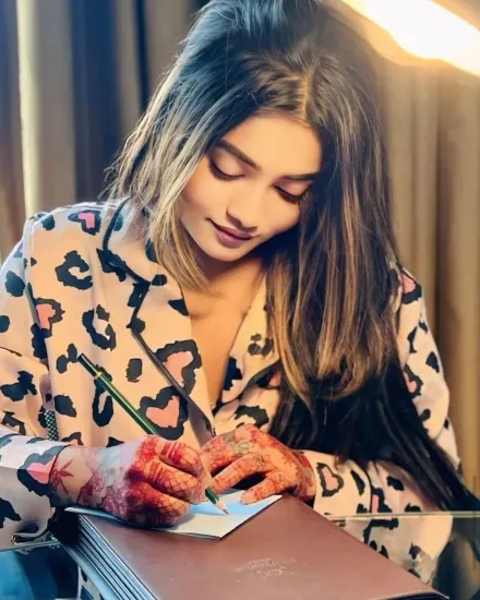 Anaya Khanna, verified companion in Palasia