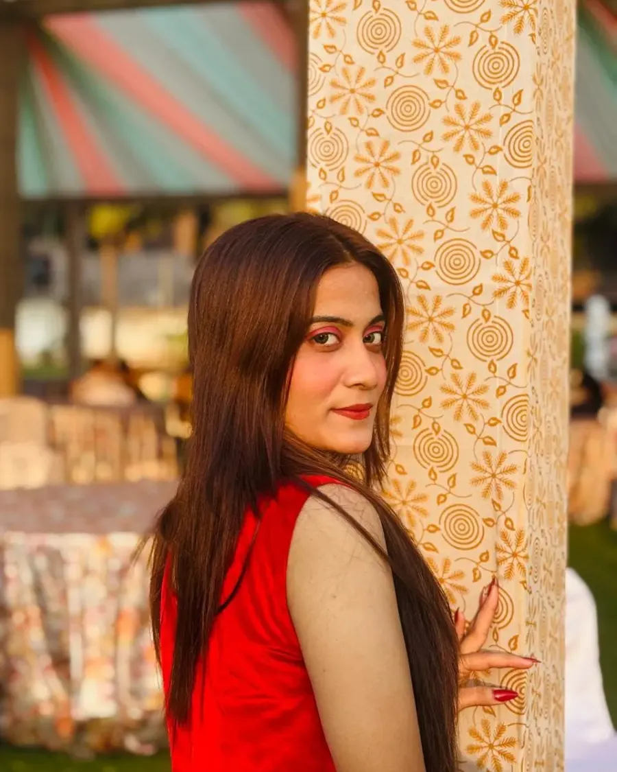 Diya Bhatia, verified companion in Bhanwarkuan