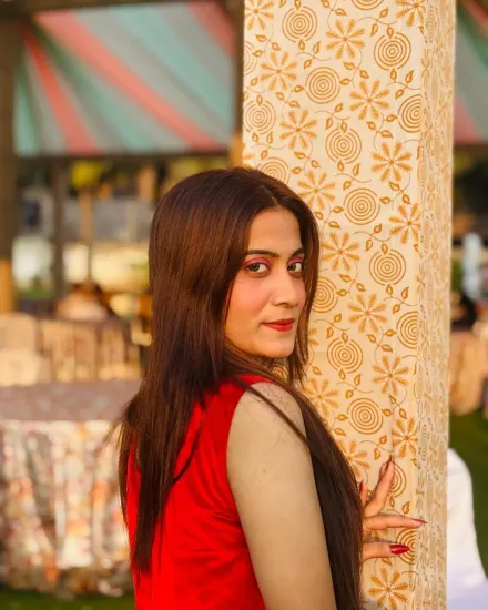 Diya Bhatia, verified companion in Bhanwarkuan