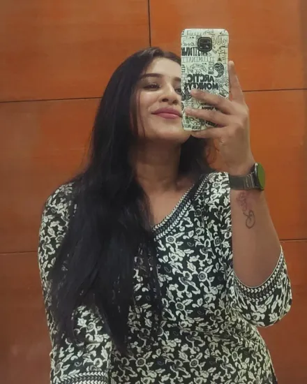 Jiya Chopra, verified companion in Palasia
